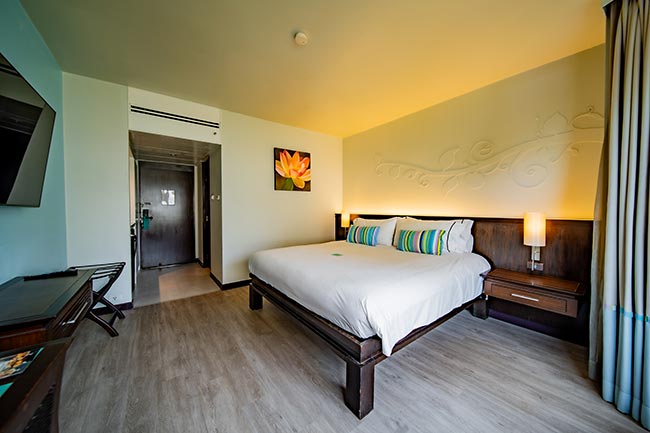 Deluxe Pool View Room at The Bayview Hotel Pattaya